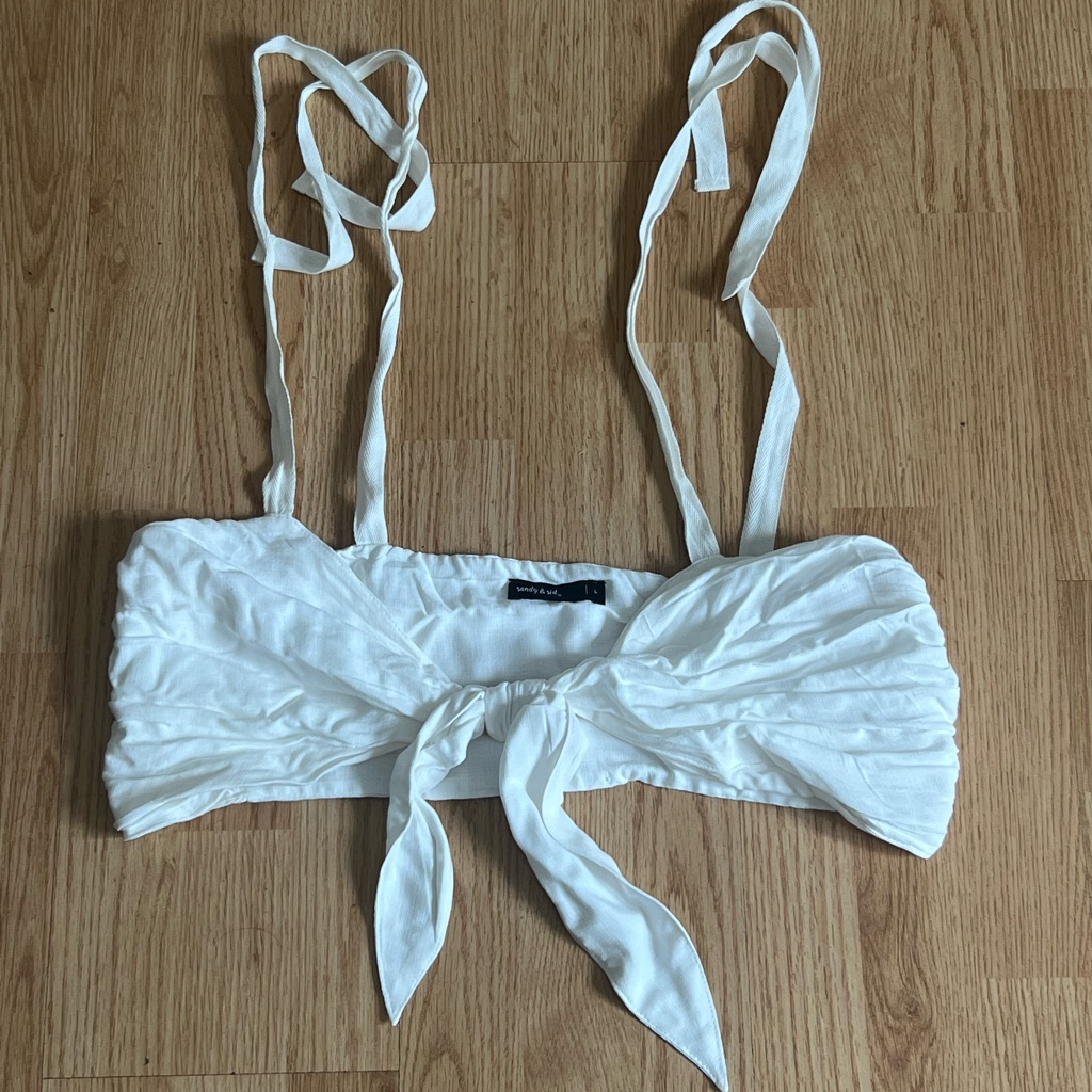 White Bra/Crop